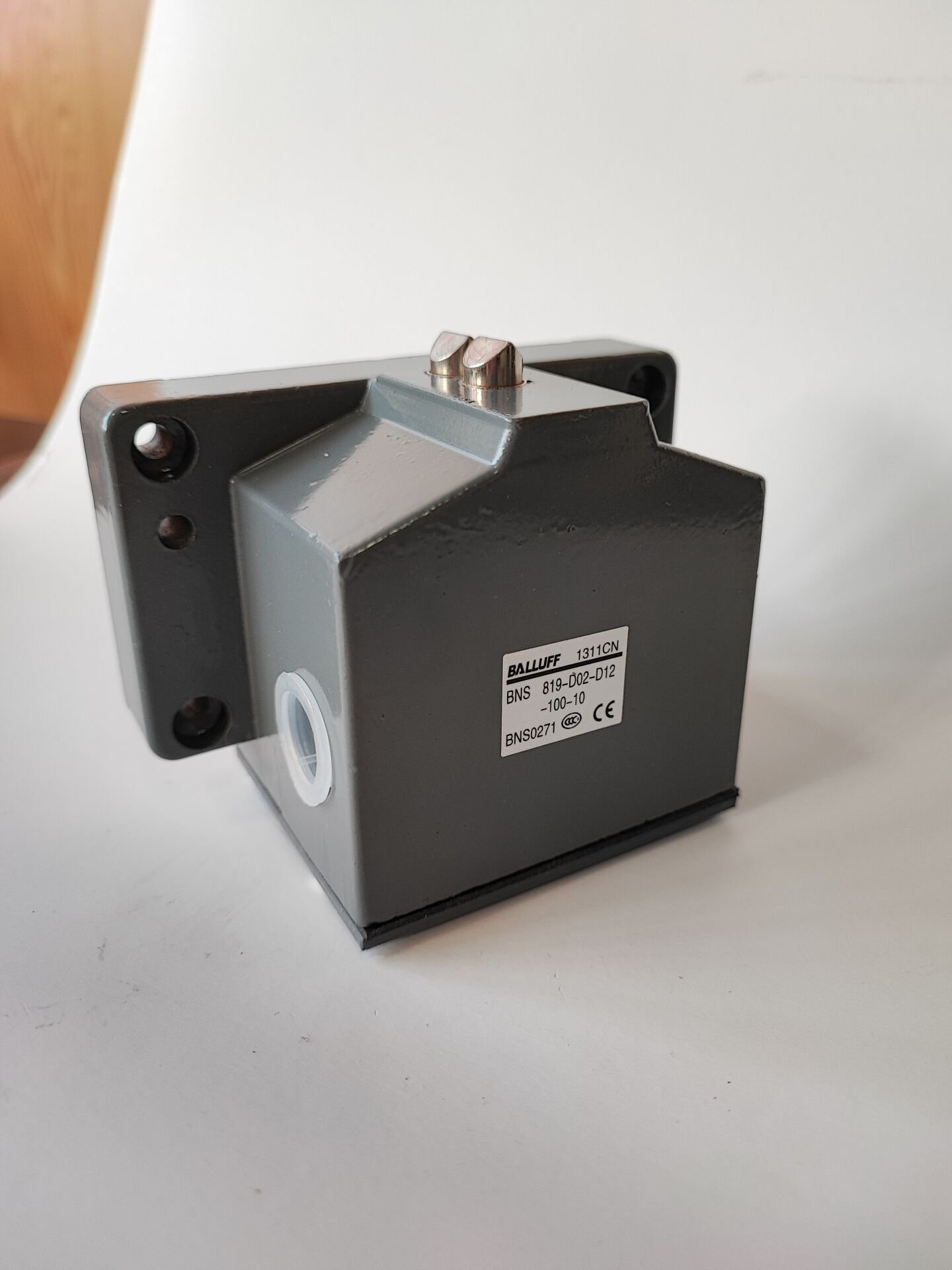 Balluff BNS 819 B02-D12-100-10